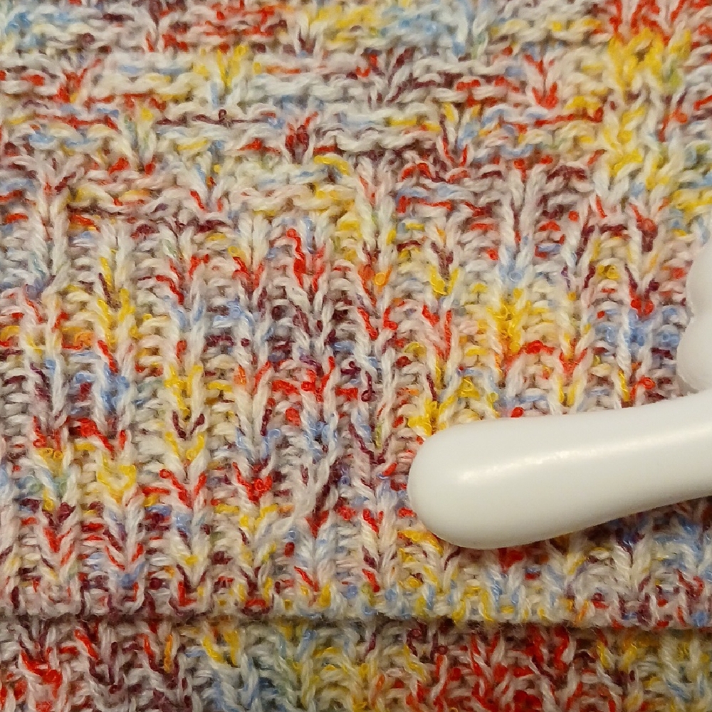 Time and Tru Multicolor Knit V- Neck Sweater - Picture 8 of 8